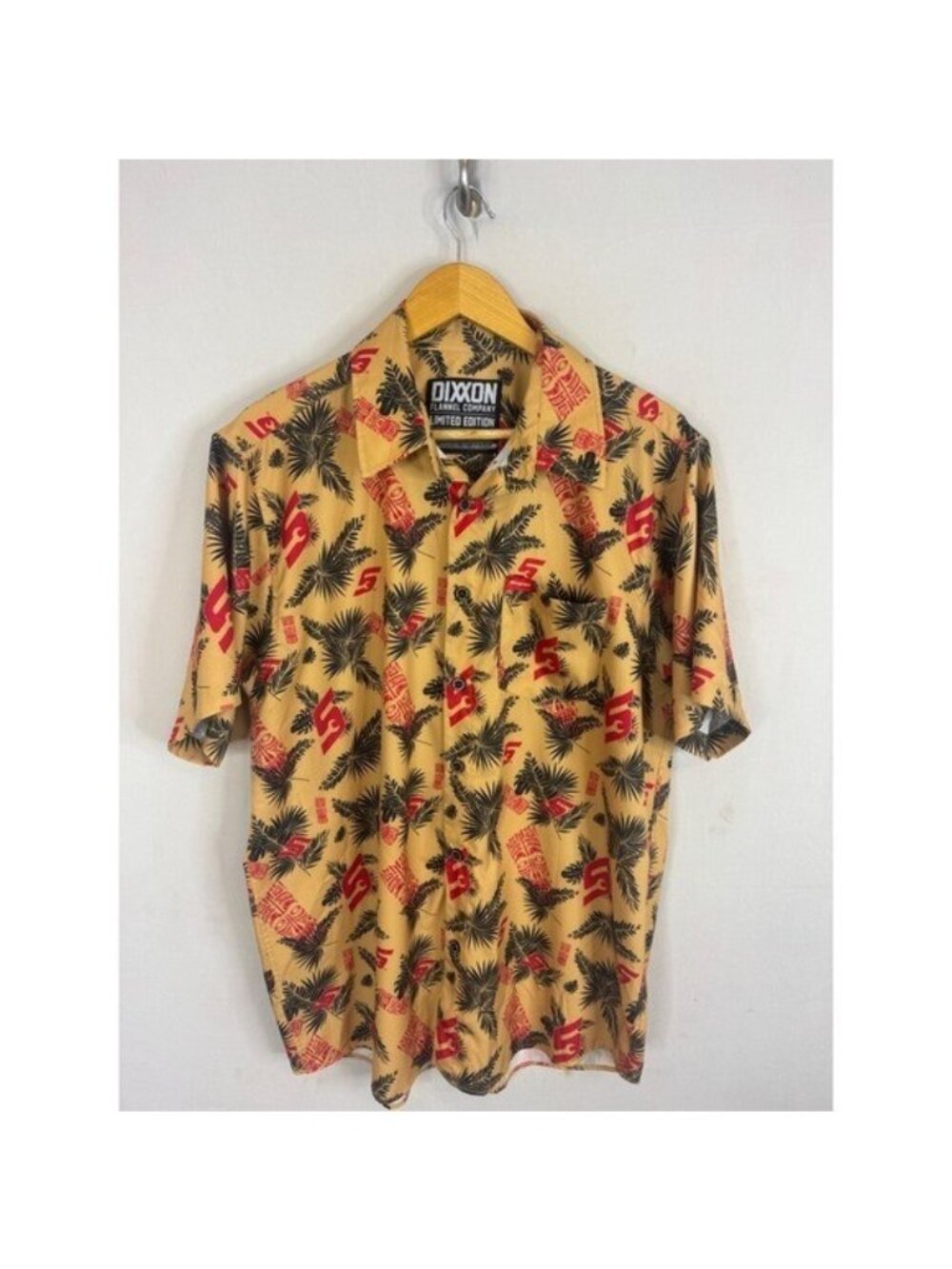 Dixxon Flannel Co Snap-on Limited Edition Tiki Palm Party Shirt Tan Red Large